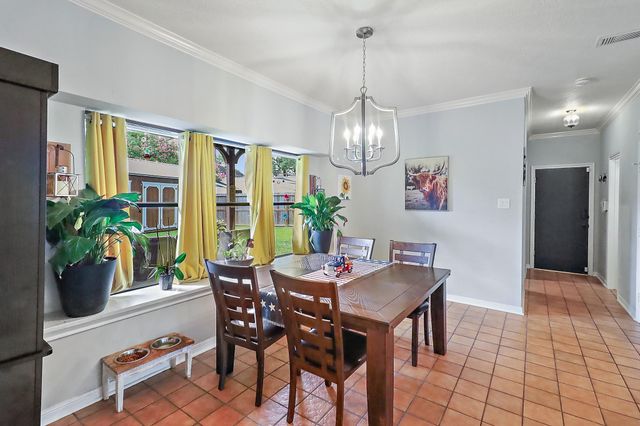 3902 Savell Drive, Baytown, TX 77521