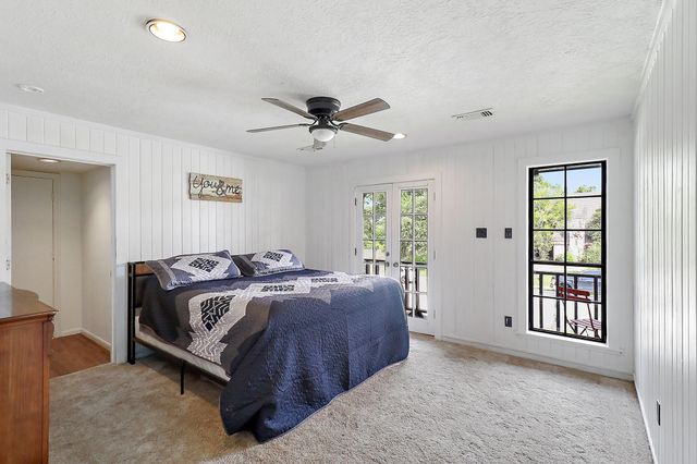 3902 Savell Drive, Baytown, TX 77521