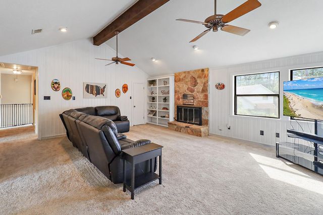 3902 Savell Drive, Baytown, TX 77521