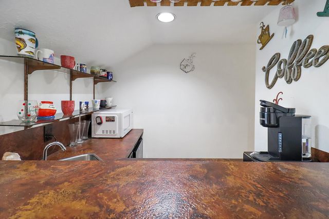 3902 Savell Drive, Baytown, TX 77521