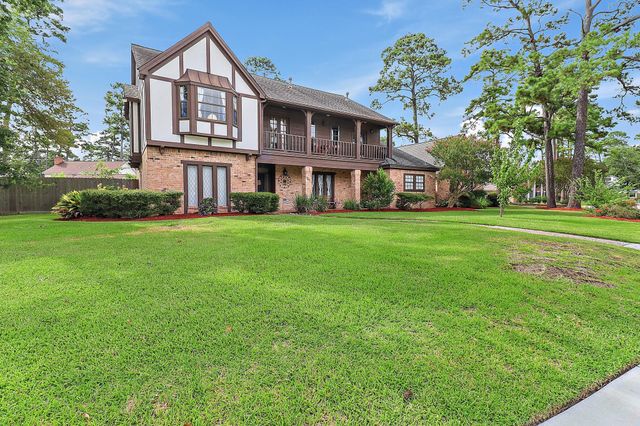 3902 Savell Drive, Baytown, TX 77521