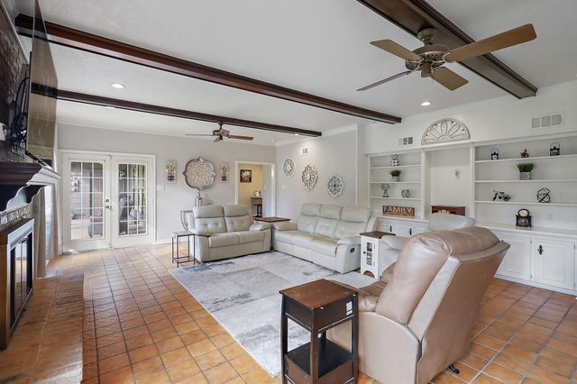 3902 Savell Drive, Baytown, TX 77521