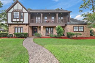 3902 Savell Drive, Baytown, TX 77521