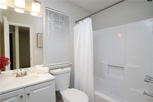 2977 Cascade Manor Drive, Decatur, GA 30034