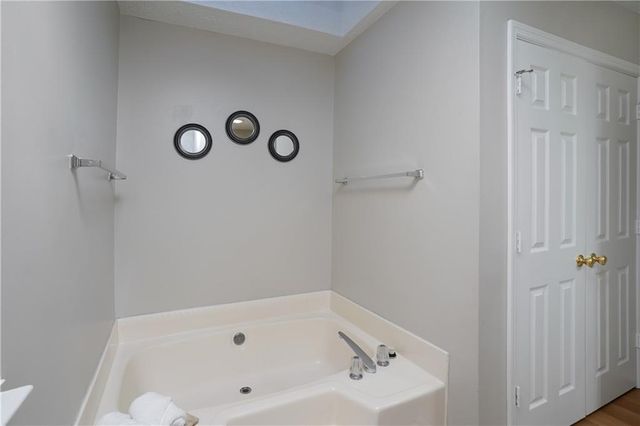 2977 Cascade Manor Drive, Decatur, GA 30034