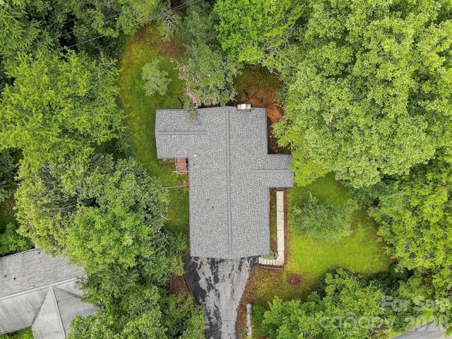 108 Arthur Lane, Hendersonville, NC 28791
