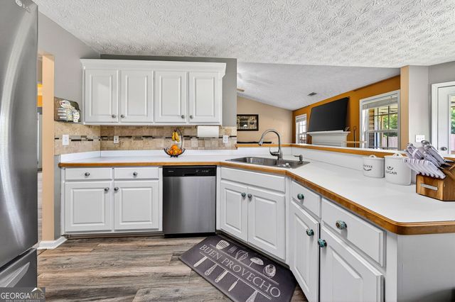 1312 Dianne Way, Winder, GA 30680