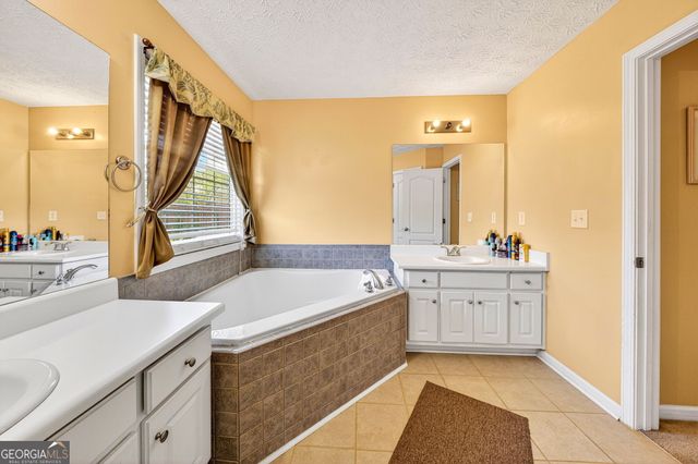 1312 Dianne Way, Winder, GA 30680