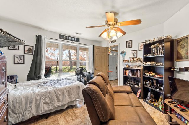 1605 STATE ROAD UU, Fulton, MO 65251