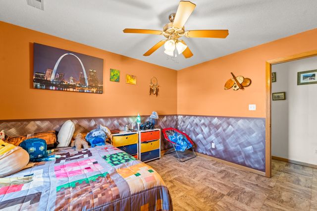 1605 STATE ROAD UU, Fulton, MO 65251