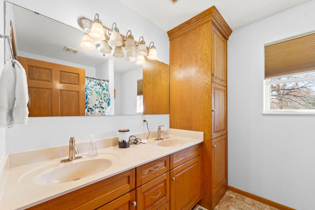 1605 STATE ROAD UU, Fulton, MO 65251