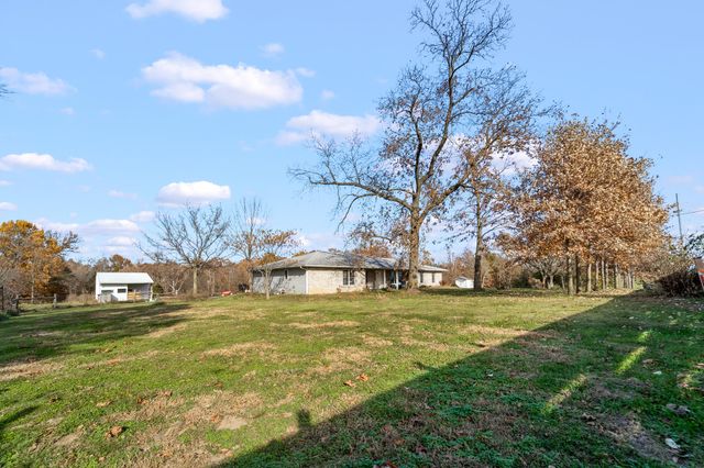 1605 STATE ROAD UU, Fulton, MO 65251