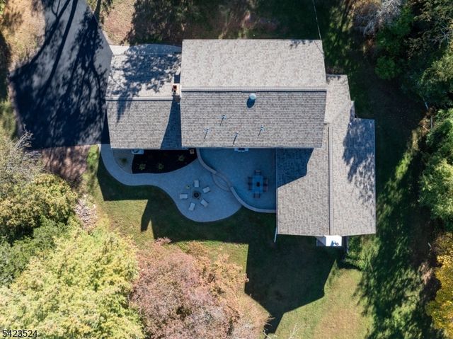 20 Cedar Grove Rd, Clinton Twp., NJ 08801