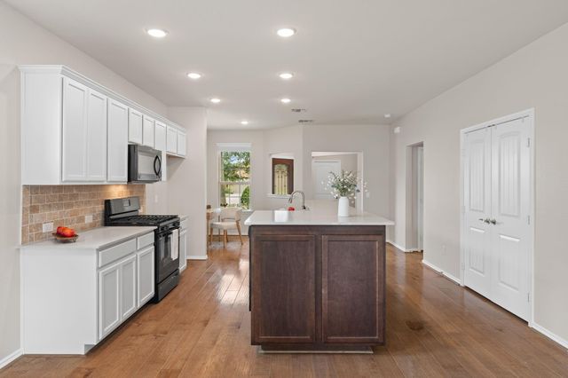 3251 Chimney Swift Lane, Richmond, TX 77469