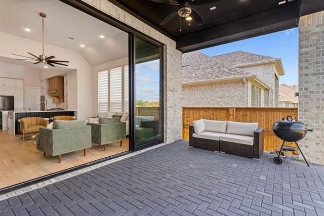 2432 Rose Run Way, Celina, TX 75009