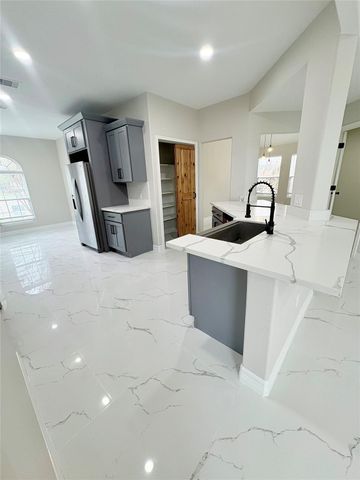 9714 Rich Mountain Court, Humble, TX 77396