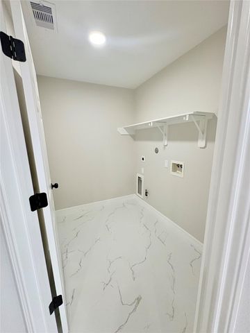 9714 Rich Mountain Court, Humble, TX 77396