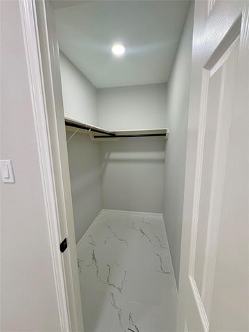 9714 Rich Mountain Court, Humble, TX 77396