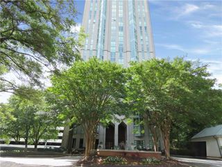 2870 Pharr Court South NW 407, Atlanta, GA 30305