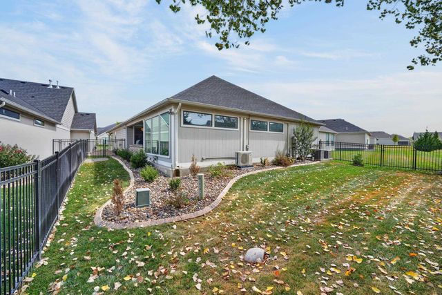 1219 S Forestview St, Wichita, KS 67235