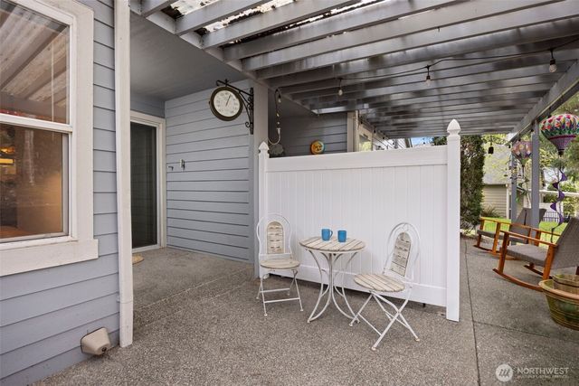 1143 Windy Beach Lane, Silverdale, WA 98383