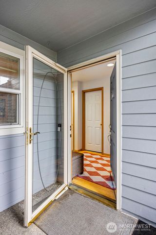 1143 Windy Beach Lane, Silverdale, WA 98383