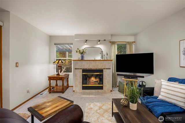 1143 Windy Beach Lane, Silverdale, WA 98383