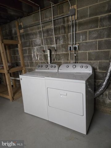 612 S CHAPEL ST, Newark, DE 19713