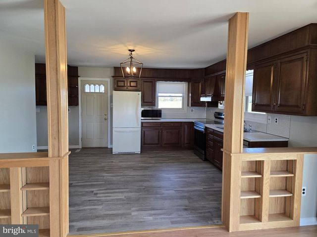 612 S CHAPEL ST, Newark, DE 19713