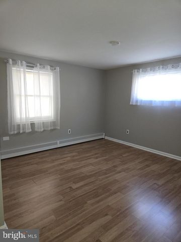 612 S CHAPEL ST, Newark, DE 19713