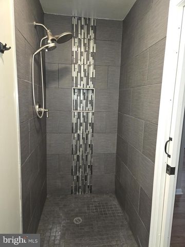 612 S CHAPEL ST, Newark, DE 19713