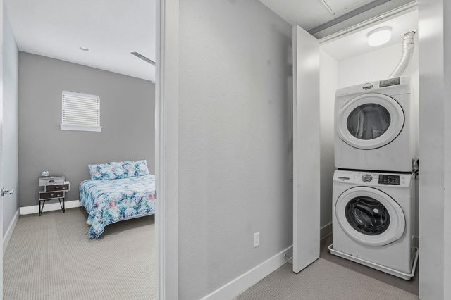 1101 Ivean Pearson RD B204, Lago Vista, TX 78645