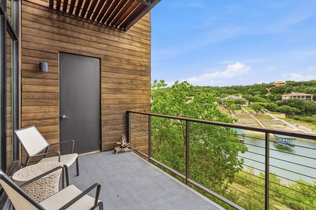 1101 Ivean Pearson RD B204, Lago Vista, TX 78645