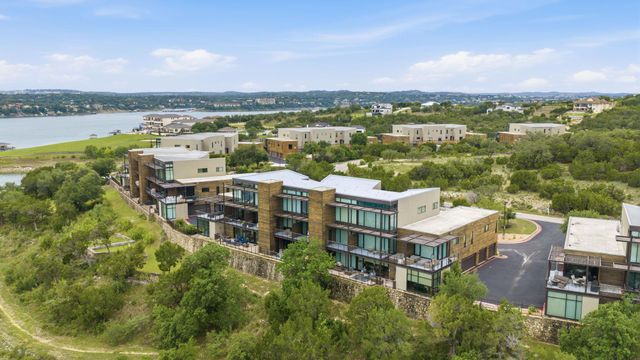 1101 Ivean Pearson RD B204, Lago Vista, TX 78645