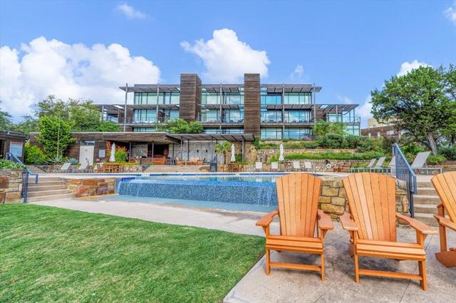 1101 Ivean Pearson RD B204, Lago Vista, TX 78645