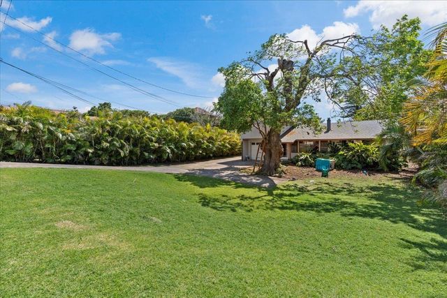 11 Keola Pl, Makawao, HI 96768