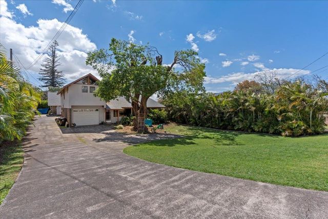 11 Keola Pl, Makawao, HI 96768