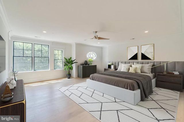 6925 ARMAT DR, Bethesda, MD 20817