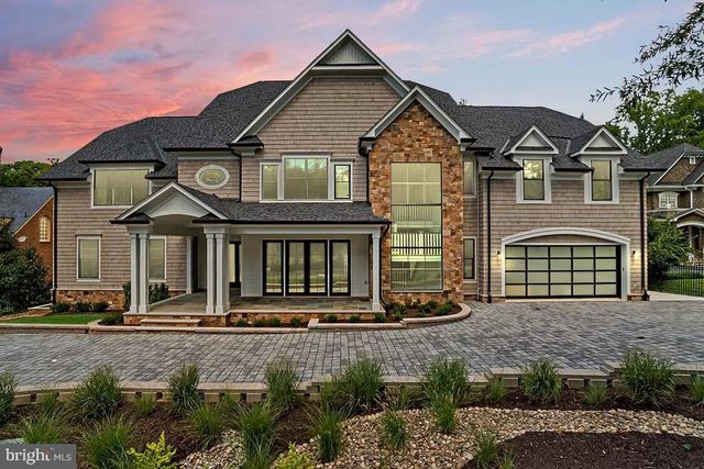 6925 ARMAT DR, Bethesda, MD 20817