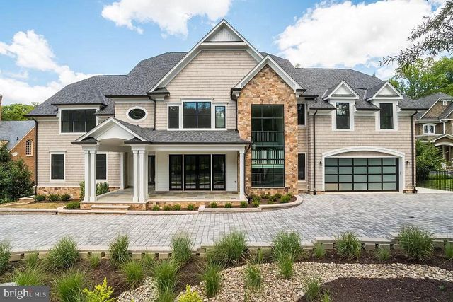 6925 ARMAT DR, Bethesda, MD 20817