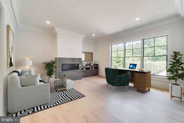 6925 ARMAT DR, Bethesda, MD 20817