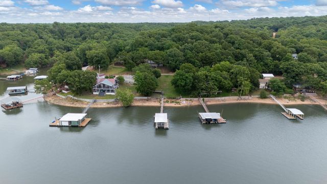 53401 E 344 Lane, Jay, OK 74346