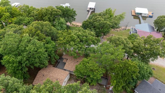53401 E 344 Lane, Jay, OK 74346