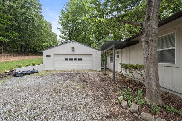 53401 E 344 Lane, Jay, OK 74346
