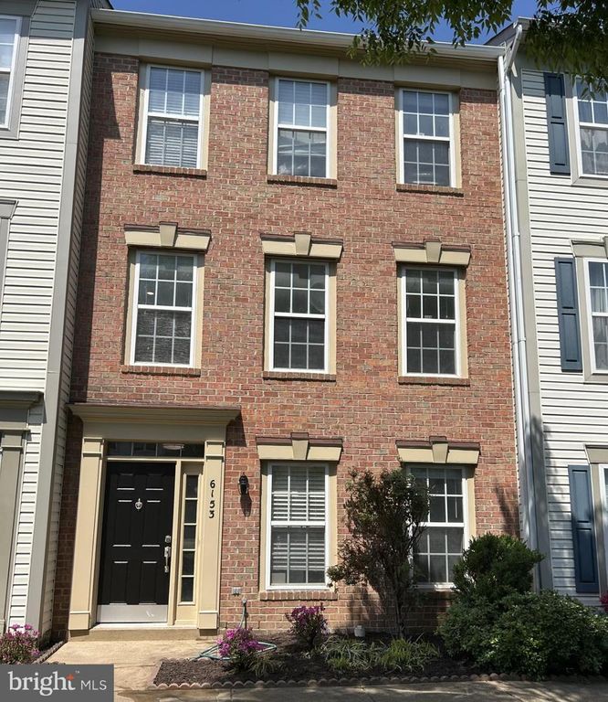 6153 LES DORSON LN, Alexandria, VA 22315
