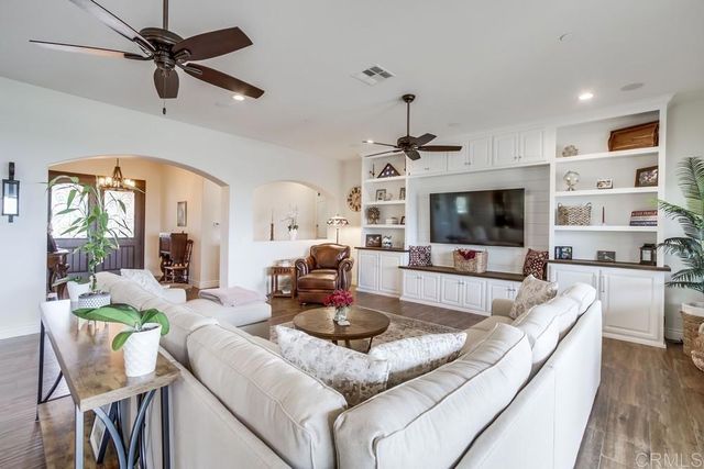 2893 Overland Passage, Alpine, CA 91901