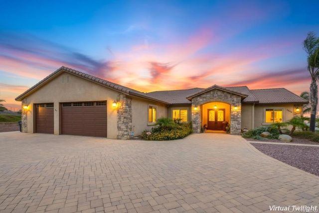 2893 Overland Passage, Alpine, CA 91901