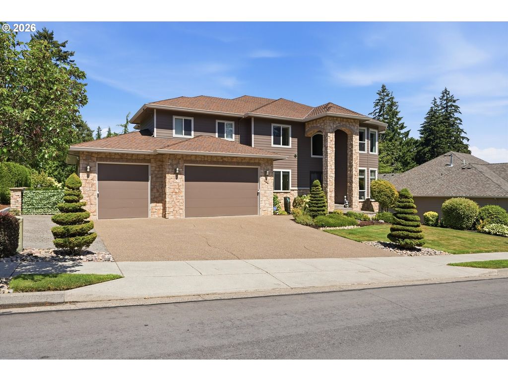 211 Se GABBERT Rd, Gresham, OR 97080