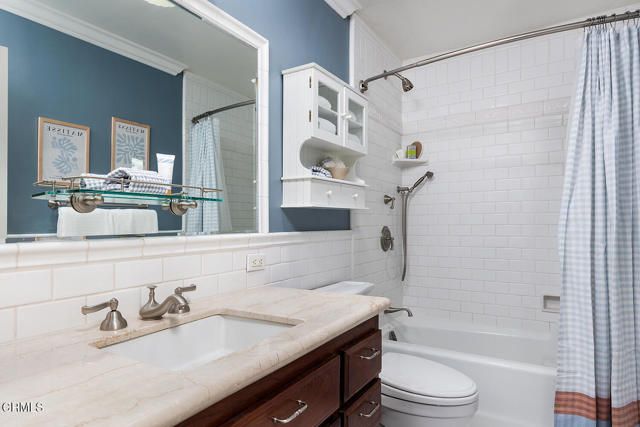 4422 Indiana Avenue, La Canada Flintridge, CA 91011