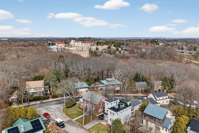 47 Arborview Rd, Boston, MA 02130